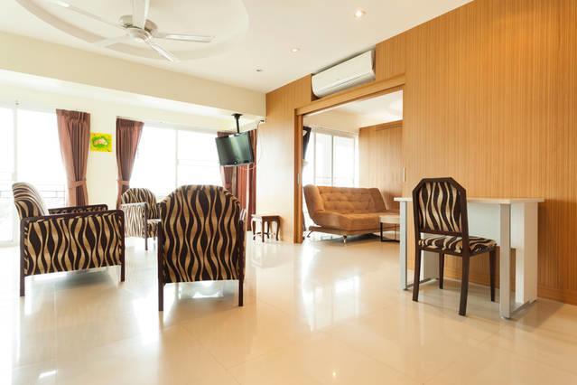 Galare Thong Tower Aparthotel Chiang Mai Buitenkant foto