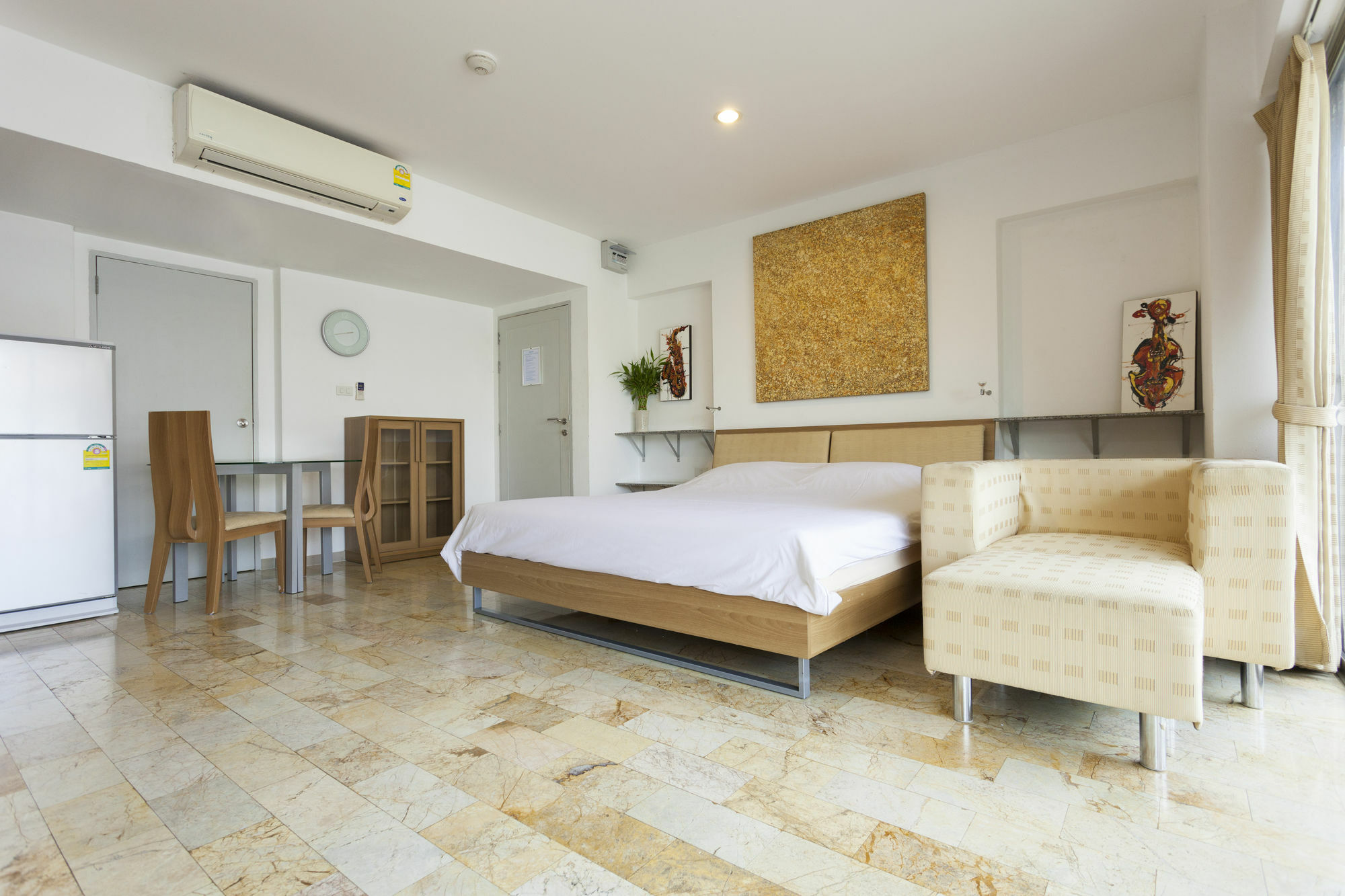 Galare Thong Tower Aparthotel Chiang Mai Buitenkant foto