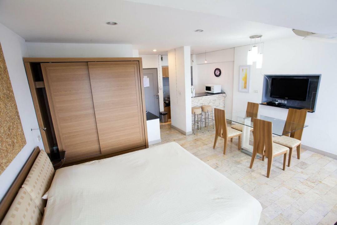 Galare Thong Tower Aparthotel Chiang Mai Buitenkant foto
