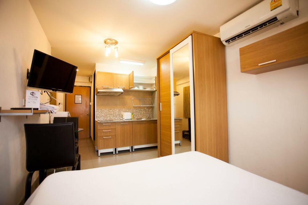 Galare Thong Tower Aparthotel Chiang Mai Buitenkant foto