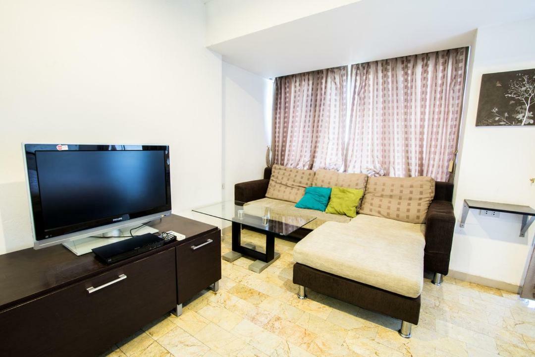 Galare Thong Tower Aparthotel Chiang Mai Buitenkant foto