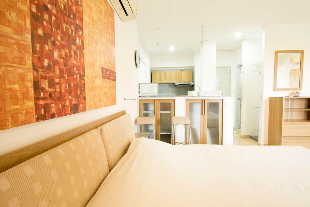 Galare Thong Tower Aparthotel Chiang Mai Buitenkant foto